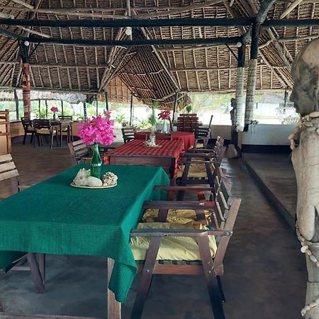 Funky Squids Beach Resort Bagamoyo Zewnętrze zdjęcie