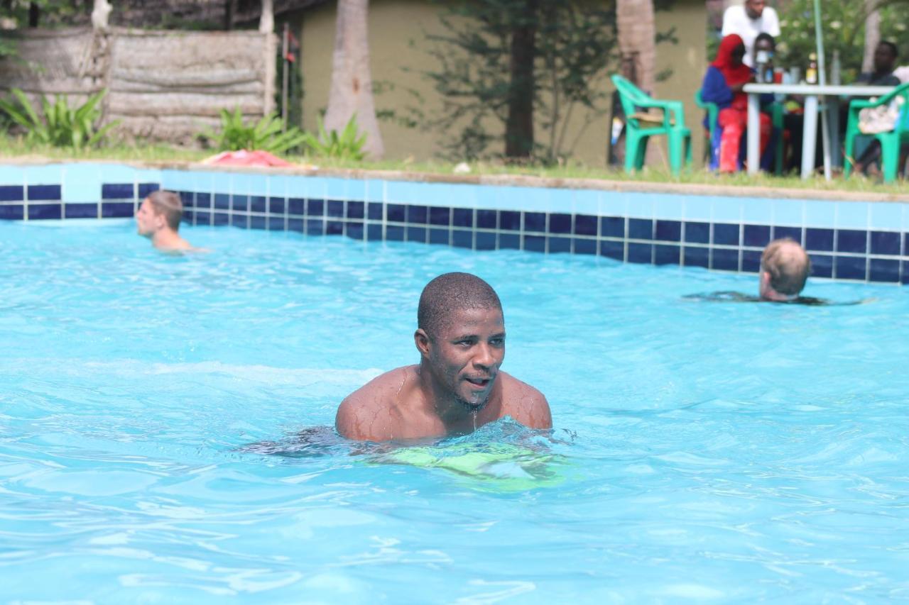 Funky Squids Beach Resort Bagamoyo Zewnętrze zdjęcie