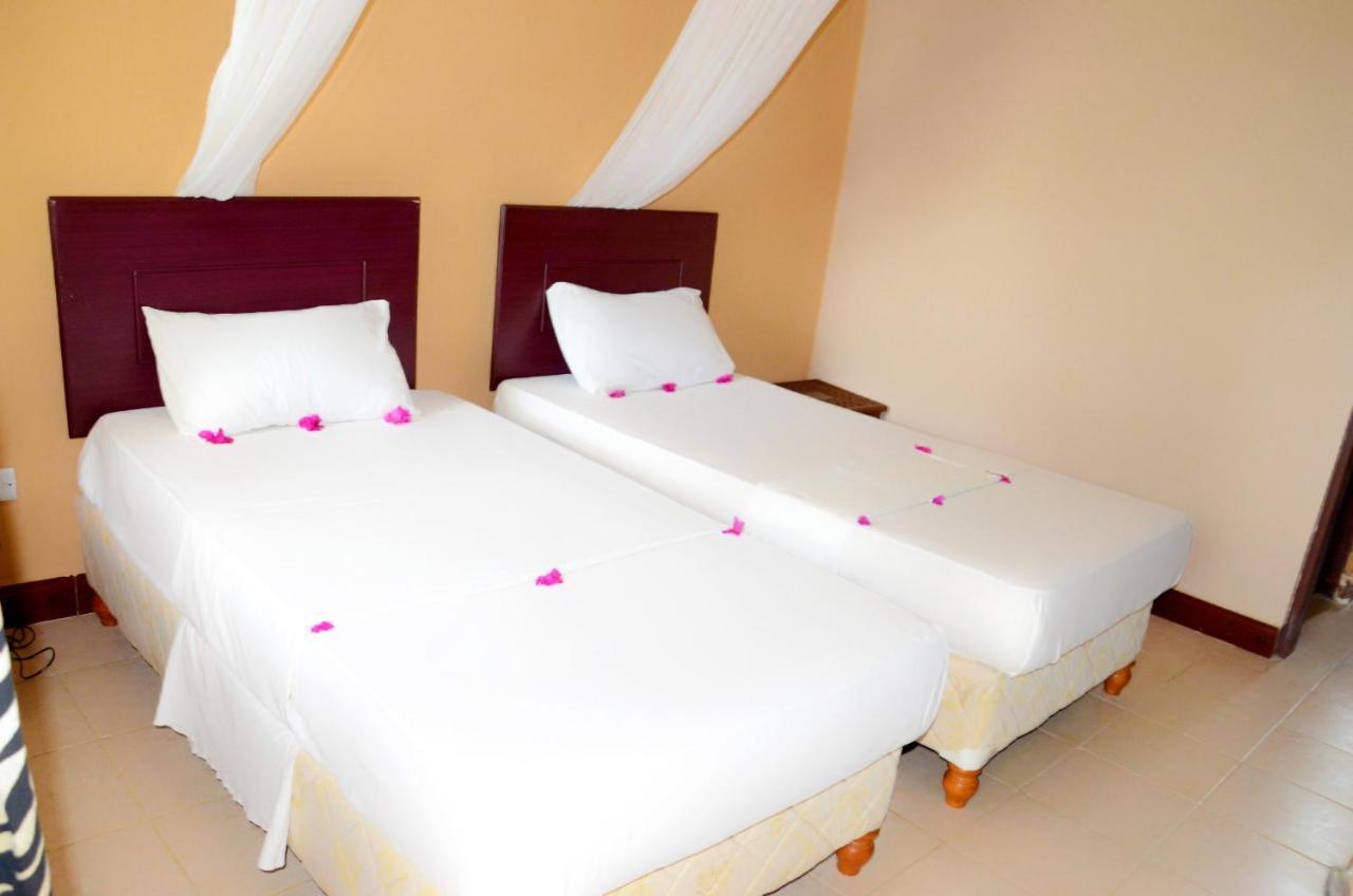 Funky Squids Beach Resort Bagamoyo Zewnętrze zdjęcie
